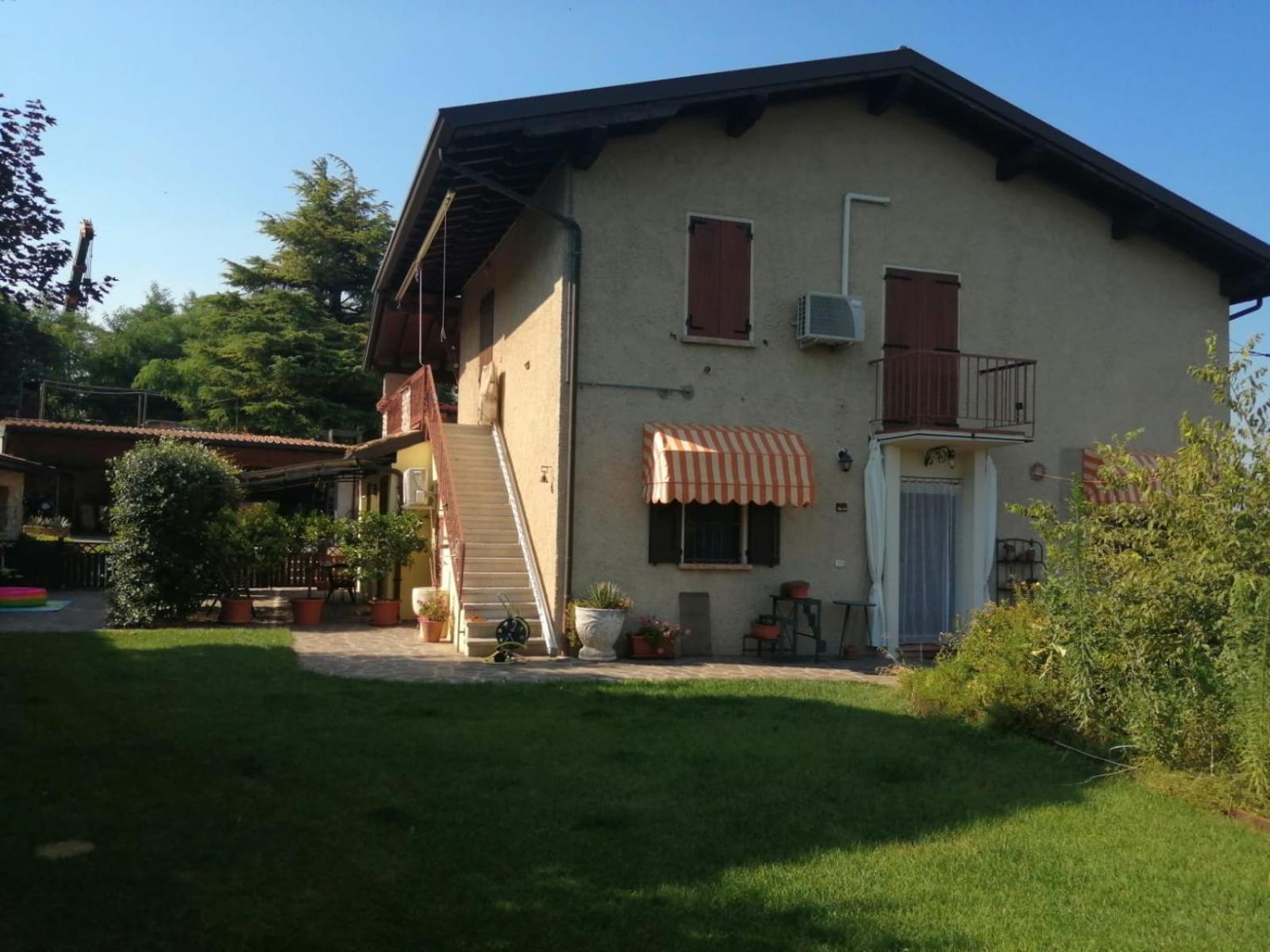 Apartamento Hill House Lonato del Garda Exterior foto