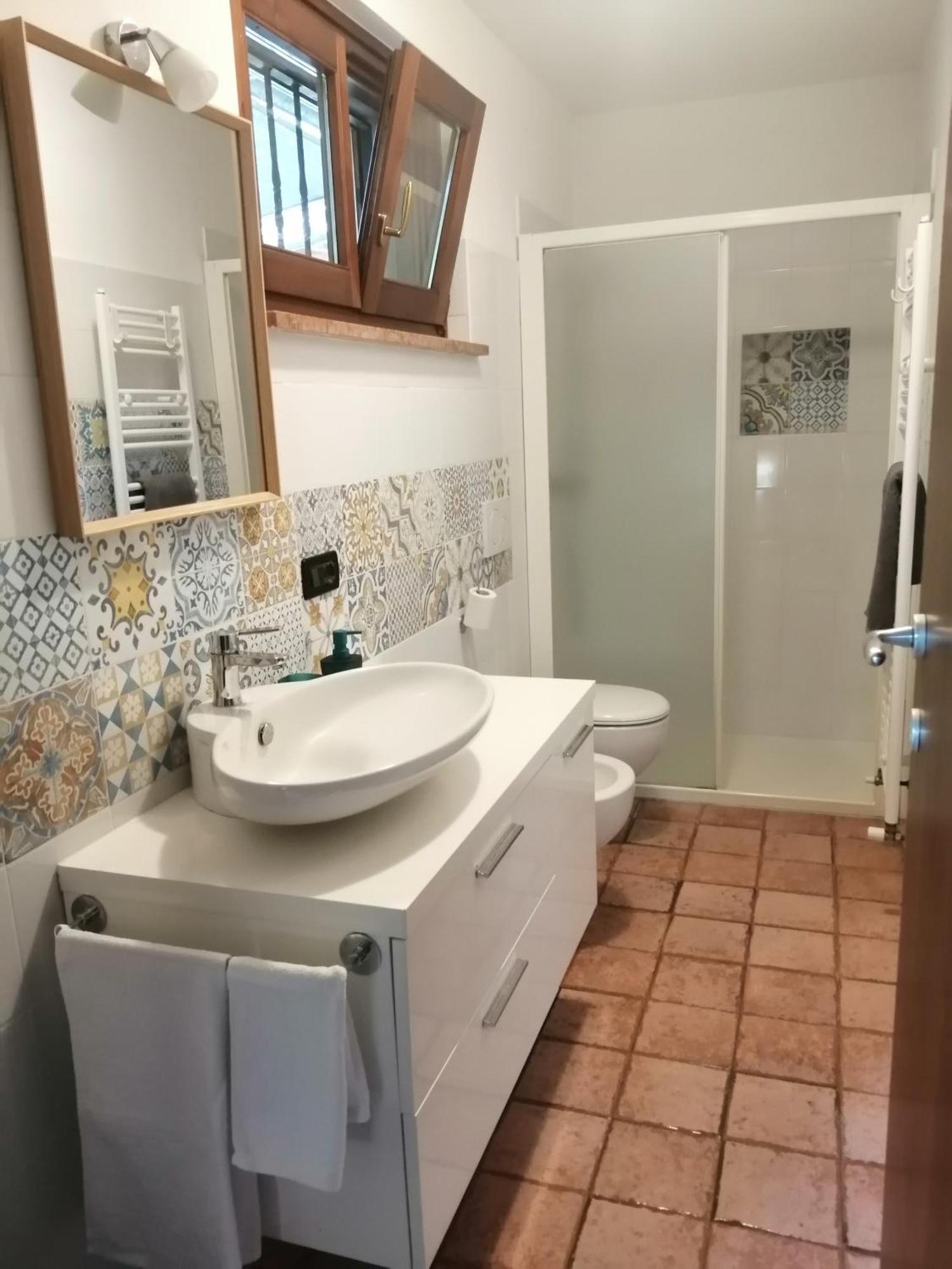 Apartamento Hill House Lonato del Garda Exterior foto